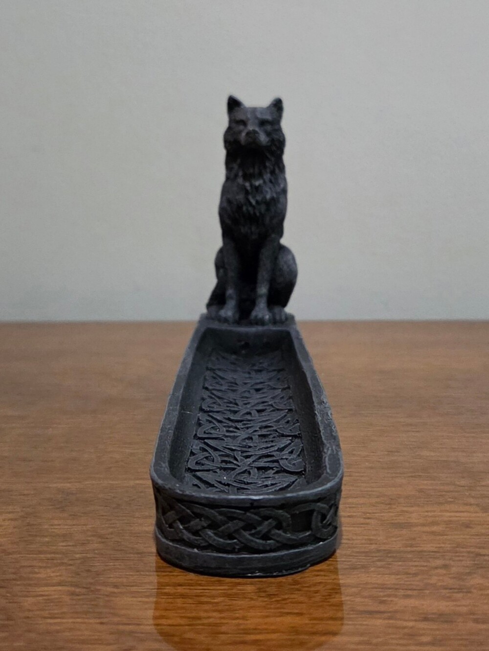 New Stoic Alpha Gray Wolf Incense Burner With Celtic Knotwork ~9.5"